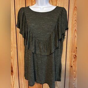 RXB NWT Women's Short Sleeve Ruffle Top T-Shirt Size L Olive Rayon/Cotton V-Neck